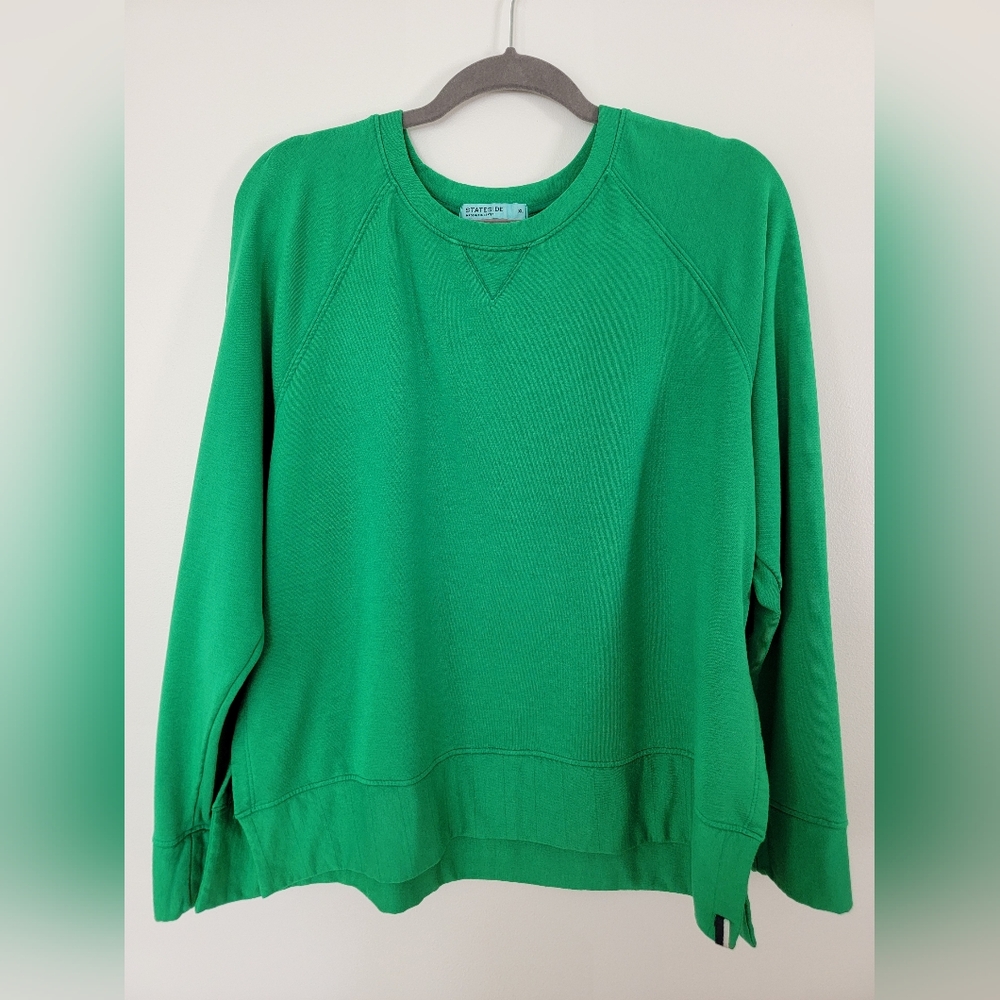 NWOT Stateside Softest Fleece Raglan Side Slit Sweatshirt - kelly green - Picture 2 of 8